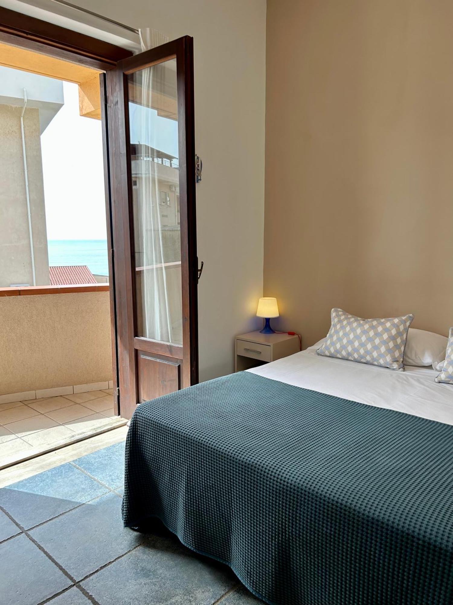 Arcobaleno Tropea Centro Bed & Breakfast エクステリア 写真
